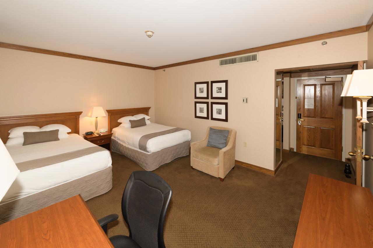 Union Club Hotel Purdue West Lafayette Buitenkant foto